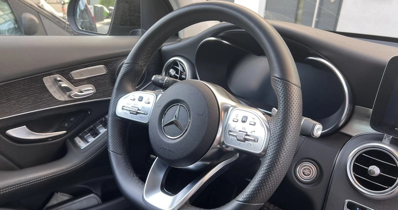 Mercedes-Benz GLC cena 209000 przebieg: 37000, rok produkcji 2022 z Warszawa małe 106